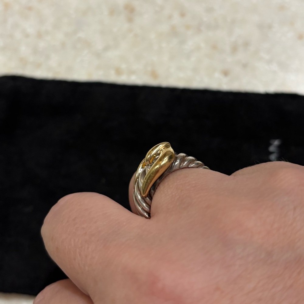 David Yurman Two-Tone Sculpted Cable Buckle Ring - Picture 8 of 10